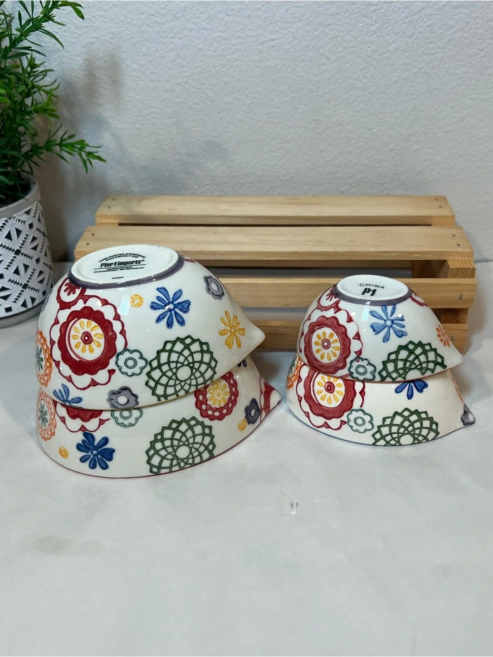 P1 Pier 1 EUC 4-Piece Multicolor Floral Ceramic Nesting Measuring Cups | Boho